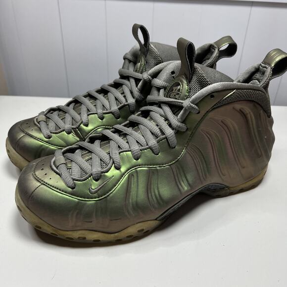 Size 10W/8.5M - Nike Air Foamposite One Shine Iridescent - Picture 1 of 8